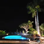 Great Views & Heated Pool - El Perenquen 5 Apartman