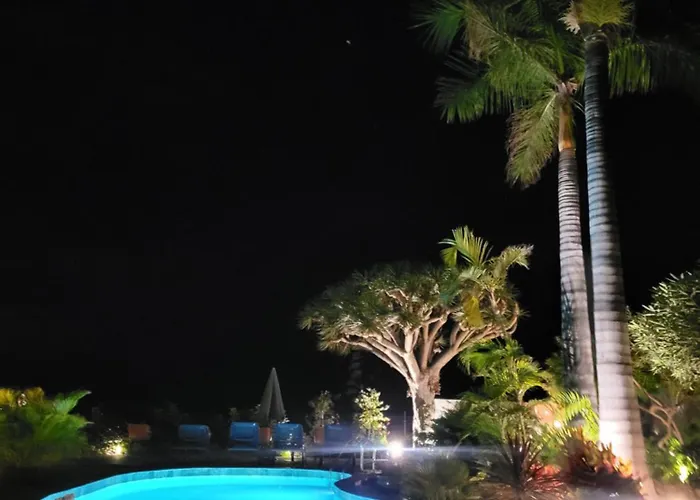 Great Views & Heated Pool - El Perenquen 5 Apartmán